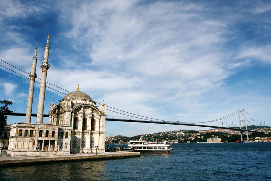 DAILY TRIPS FROM ISTANBUL