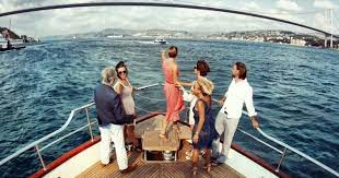 MORNİNG CRUİSE ON THE YACHT