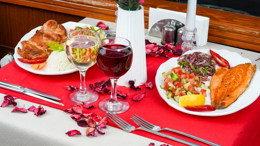 cruise-on-bosphorus-dinner-cruise (16)