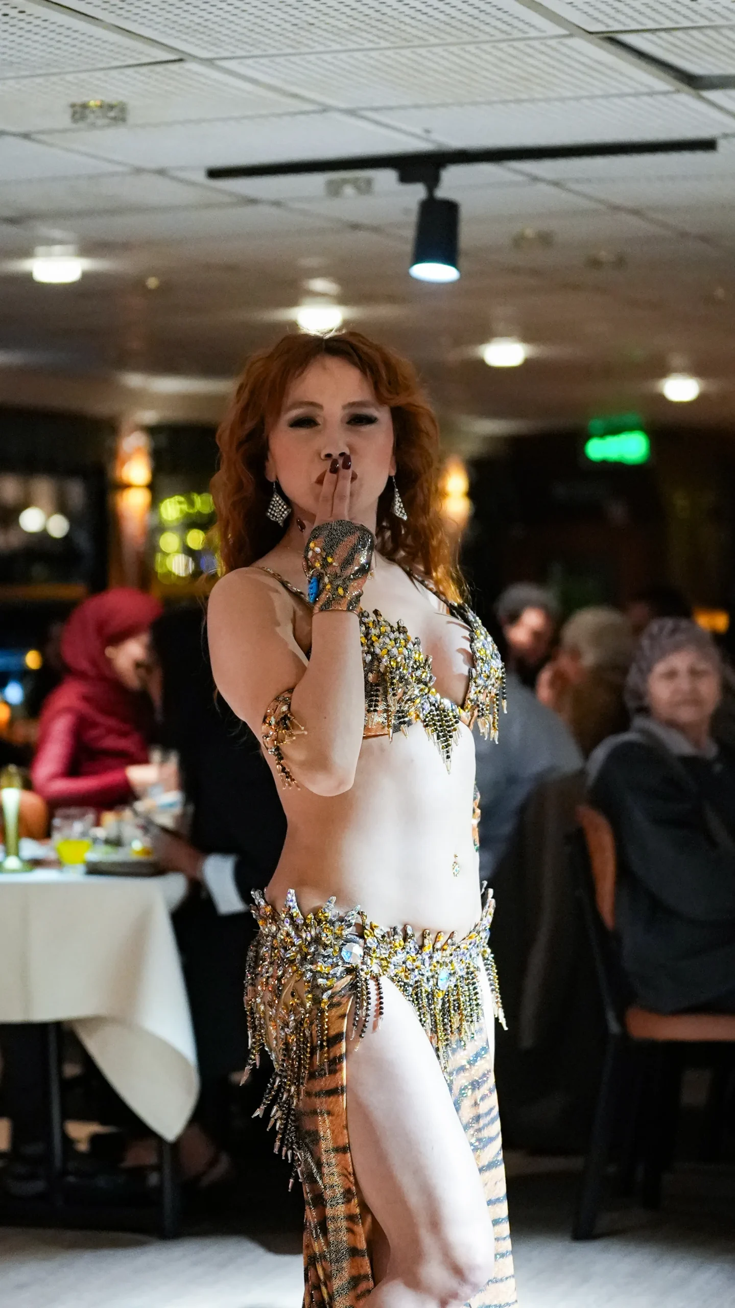 cruise-on-bosphorus-dinner-cruise (29)