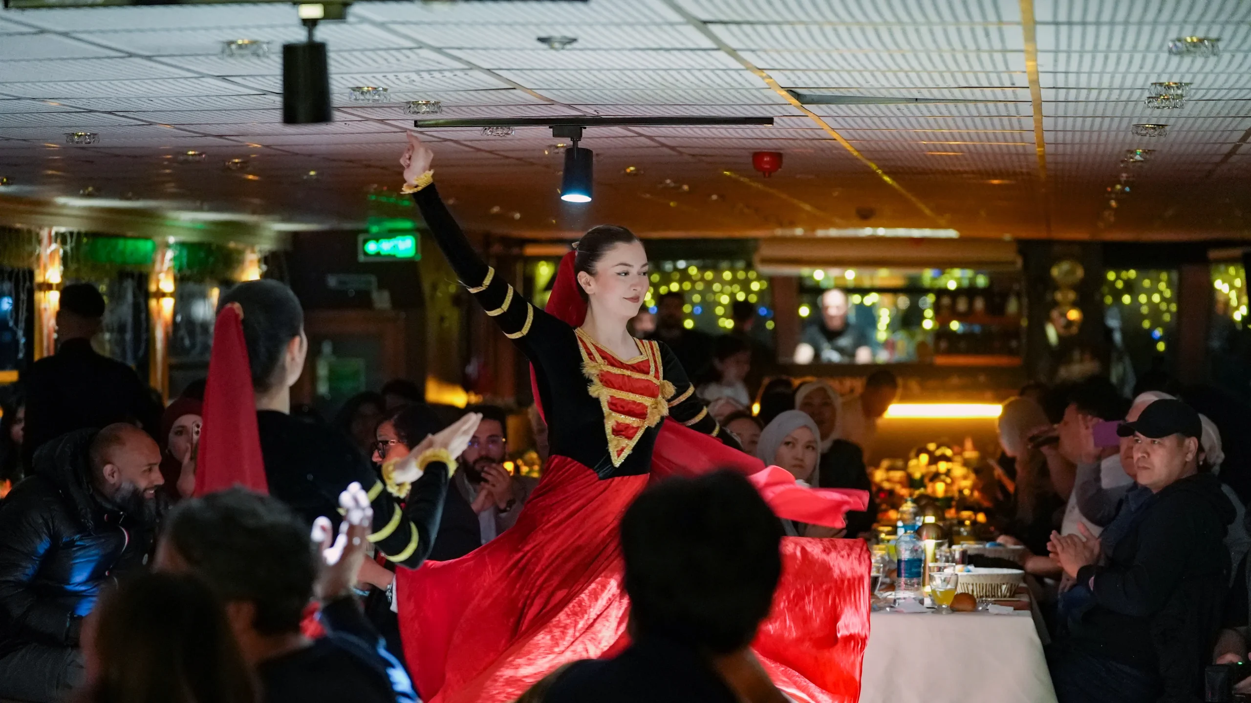 Standard Dinner Cruise on the Bosphorus 17